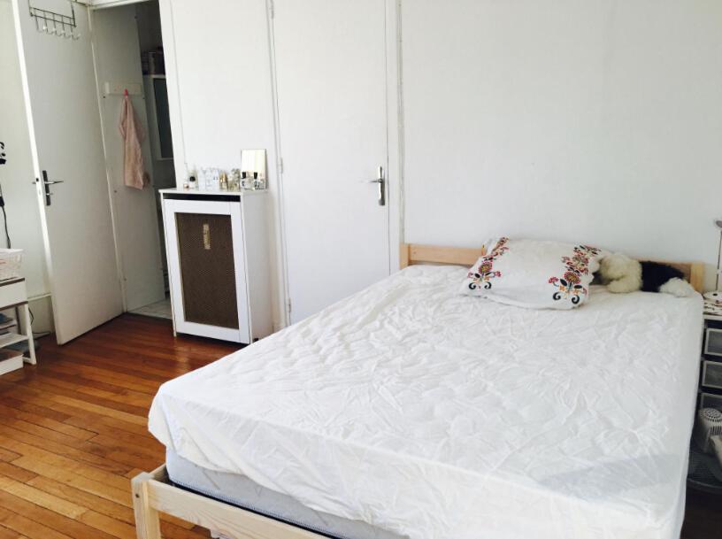 Located Flat In Saint-germain-des-prés Apartamento